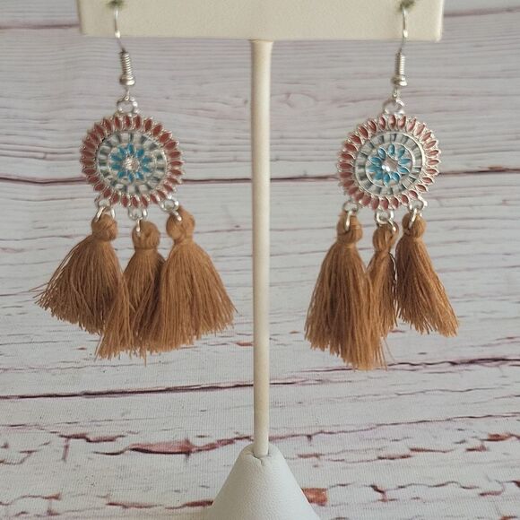 Silvertone Hanging Earrings - Picture 1 of 5